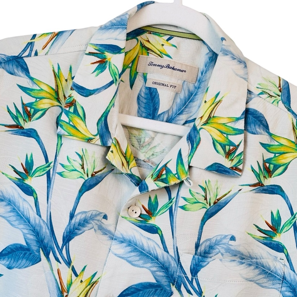 Tommy Bahama Men’s L Silk Short Sleeve Camp Shirt Blue Yellow Tropical Floral